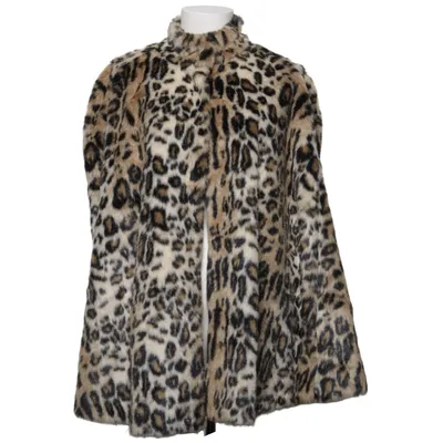 Cape (Beige, Brown, Black) from Alfredo Pauly