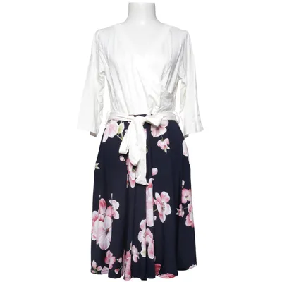 Robe d'allaitement (Blanc, Bleu, Rose) de Chelsea Clark Élasthane, Viscose