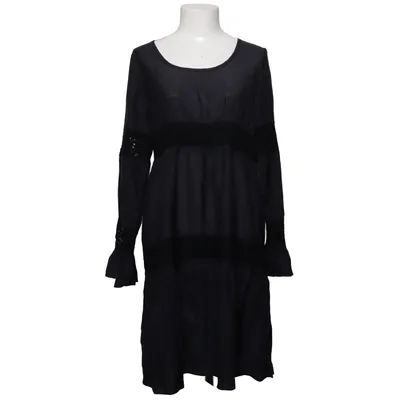 Dress (Black) from Love Forever Viscose
