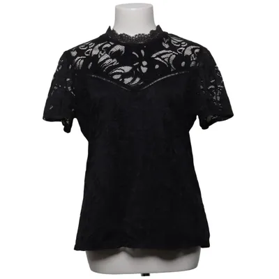 Topp (Asia S/S Lace Top) från VILA