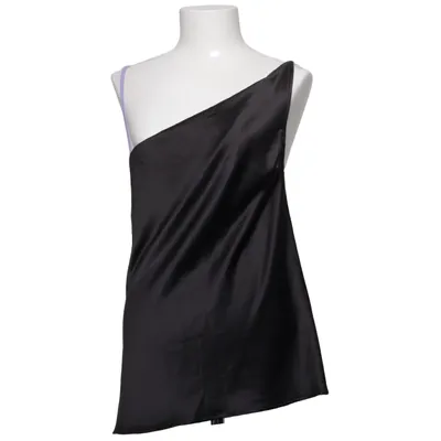 Top (Black) from Elaine Hersby