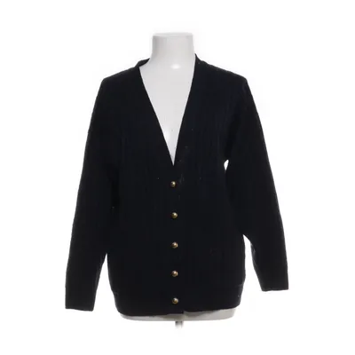 Cardigan (Blue) from Straven