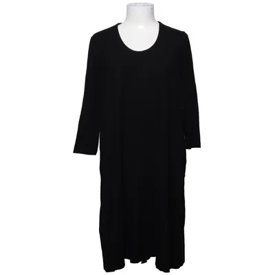 Dress (Black) from Karin Sömmare
