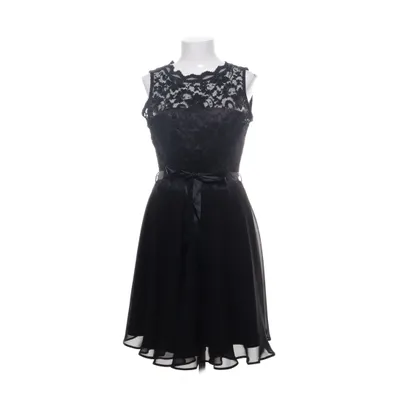 Klänning (Svart) från Swing