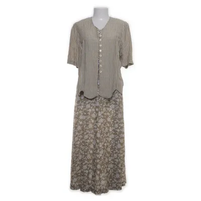 Ensemble (Beige, Blanc, Multicolore) de Anna Modeller