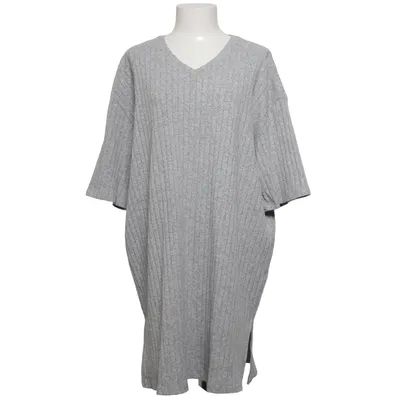 T-shirt (Grå) från XLNT by KappAhl Elastan, Polyester, Viskos