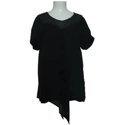 Top (Black) from Yesta Polyamide, Polyester, Viscose