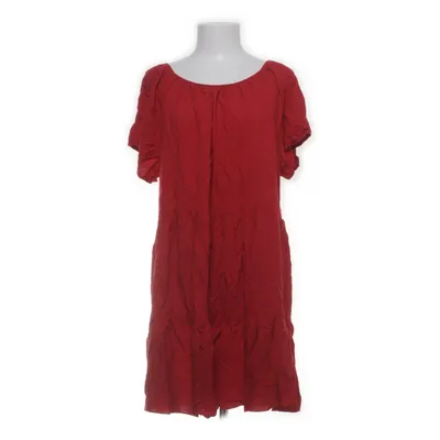 Klänning (Röd) från Sunday Viskos