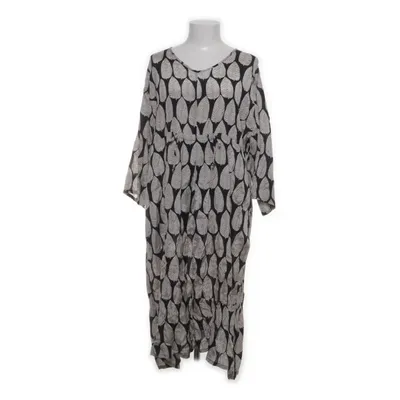 Klänning (Svart, Vit, Flerfärgad) från Masai Viskos