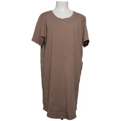 Klänning (Beige) från Newbody Ekologisk bomull