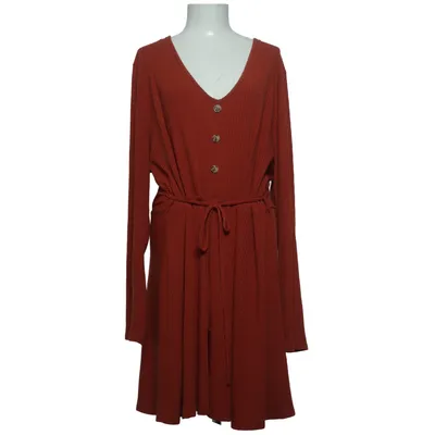 Klänning (Brun) från Boohoo Plus Elastan, Polyester