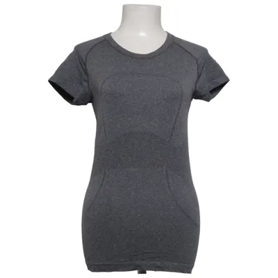 Sports top (Gray) from Lululemon Athletica
