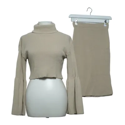 Set (Beige) från Madlady Akryl