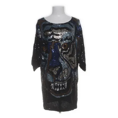 Klänning (Svart, Blå, Guldfärgad) från Antik Batik Viskos