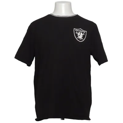 T-shirt (Black) from New Era Cotton