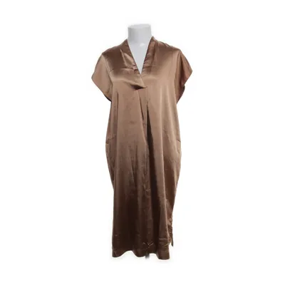 Klänning (Brun) från One Two & Luxzuz Viskos, Polyester, Elastan