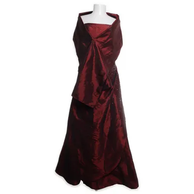 Aftonklänning (Röd) från Magic Nights Polyester