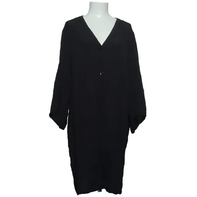 Dress (Black) from Alice Dot Viscose