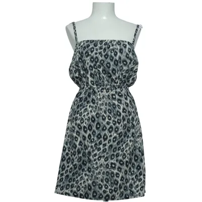 Robe (Noir, Gris, Blanc) de Johanna