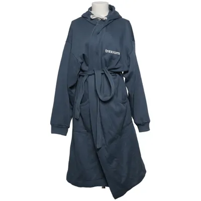 Peignoir (Bleu) de Kosta Linnewäfveri