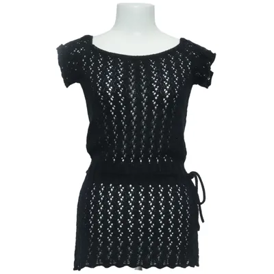 Top (Black) from Façade Acrylic