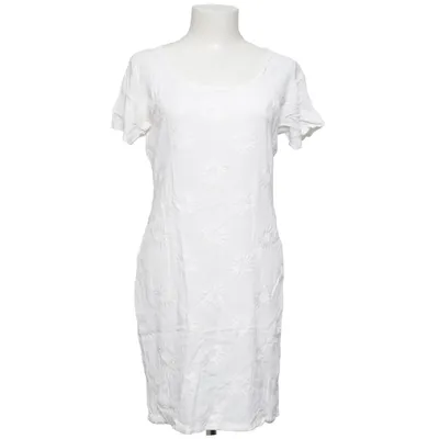 Klänning (Vit) från Ghost Viskos