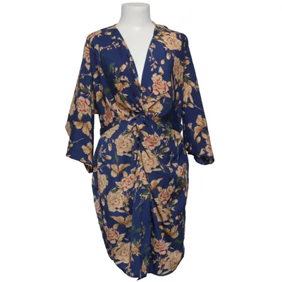 Robe (Bleu, Beige, Vert) de Boohoo Tall Polyester