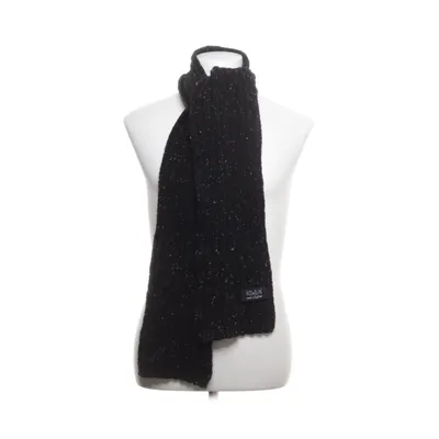 Scarf (Black) from Howlin