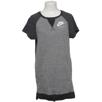 Jurk (Grijs, Zwart) van Nike Organisch katoen, Gerecycled polyester
