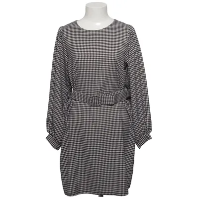 Robe (Noir, Blanc) de CP
