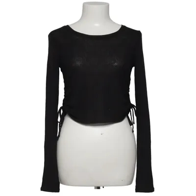 Top (Black) from Urban Outfitters