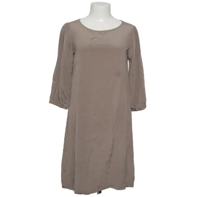 Klänning (Beige) från Greta
