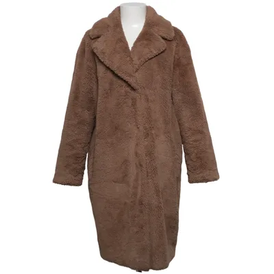Manteau d'hiver (Beige) de Stand Studio