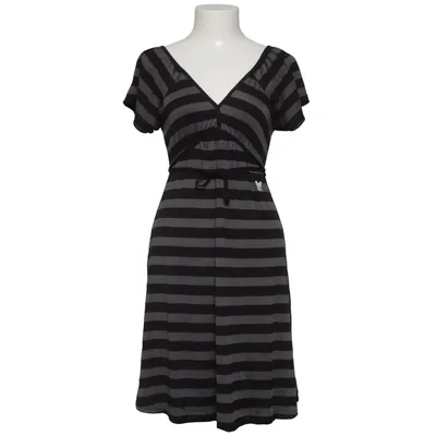 Dress (Gray, Black) from Hangmatta Norhult