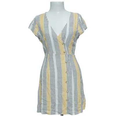 Kjole (Gul, Hvid, Sort) fra Xhilaration Viscose