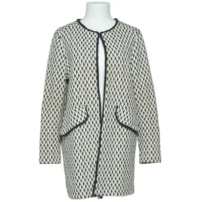 Kappa (Svart, Vit, Gul) från Sfera Collection