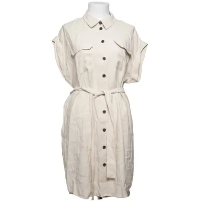 Shirt dress (VMVENUS WIDE S/L SHORT SHIRT DRESS) from Vero Moda Viscose