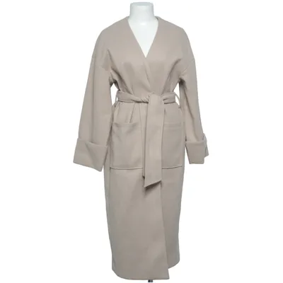 Kappa (Beige) från Pretty Lavish