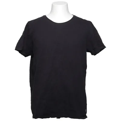 T-shirt (Svart) från America Today