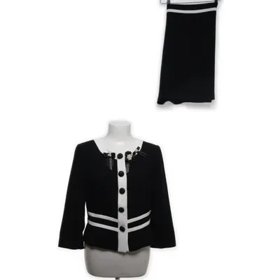 Tailleur jupe (Hochwertiges Kostüm mit schönem Broschenbesatz) de Exaltation Polyester