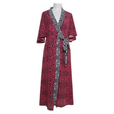 Wrap dress (Pink, Black, White) from An Lemmens x Lola Liza
