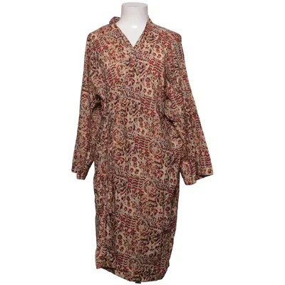 Jurk (Beige, Rood, Zwart) van Madam Stoltz Katoen