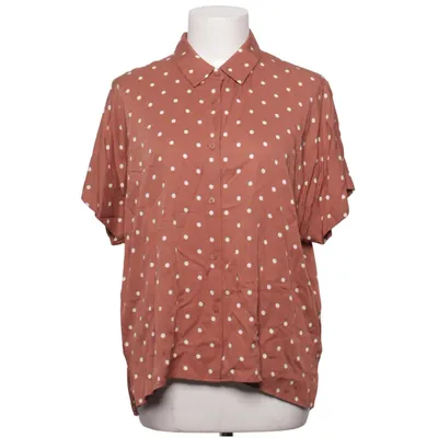 Chemise à manches courtes (Marron, Blanc) de Uniqlo