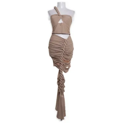 Maxi jurk (Beige) van Fashion Nova
