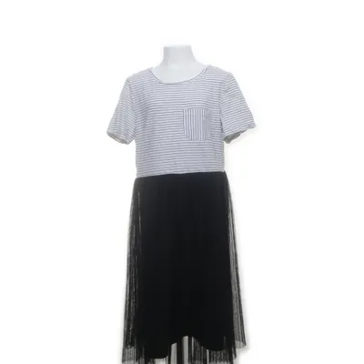 Klänning (Svart, Vit) från Friboo Bomull, Polyester