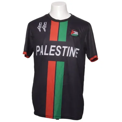 Voetbalshirt (Zwart, Rood, Groen)