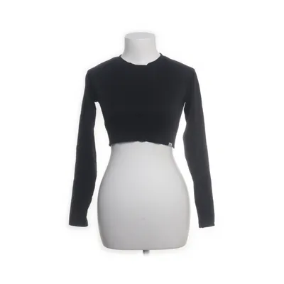 Sports top (Black) from Gymshark