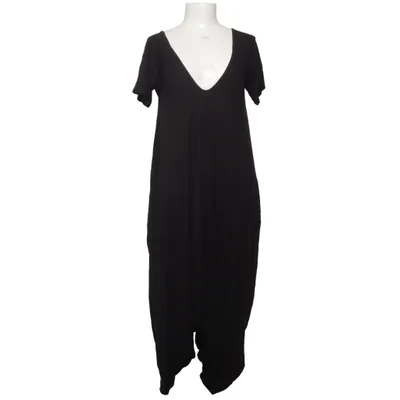 Byxdress (Svart) från Ajlajk