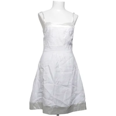 Robe (Blanc) de WE