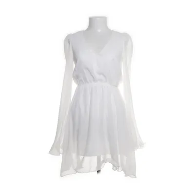 Klänning (Vit) från Anika Teller x NA-KD Polyester